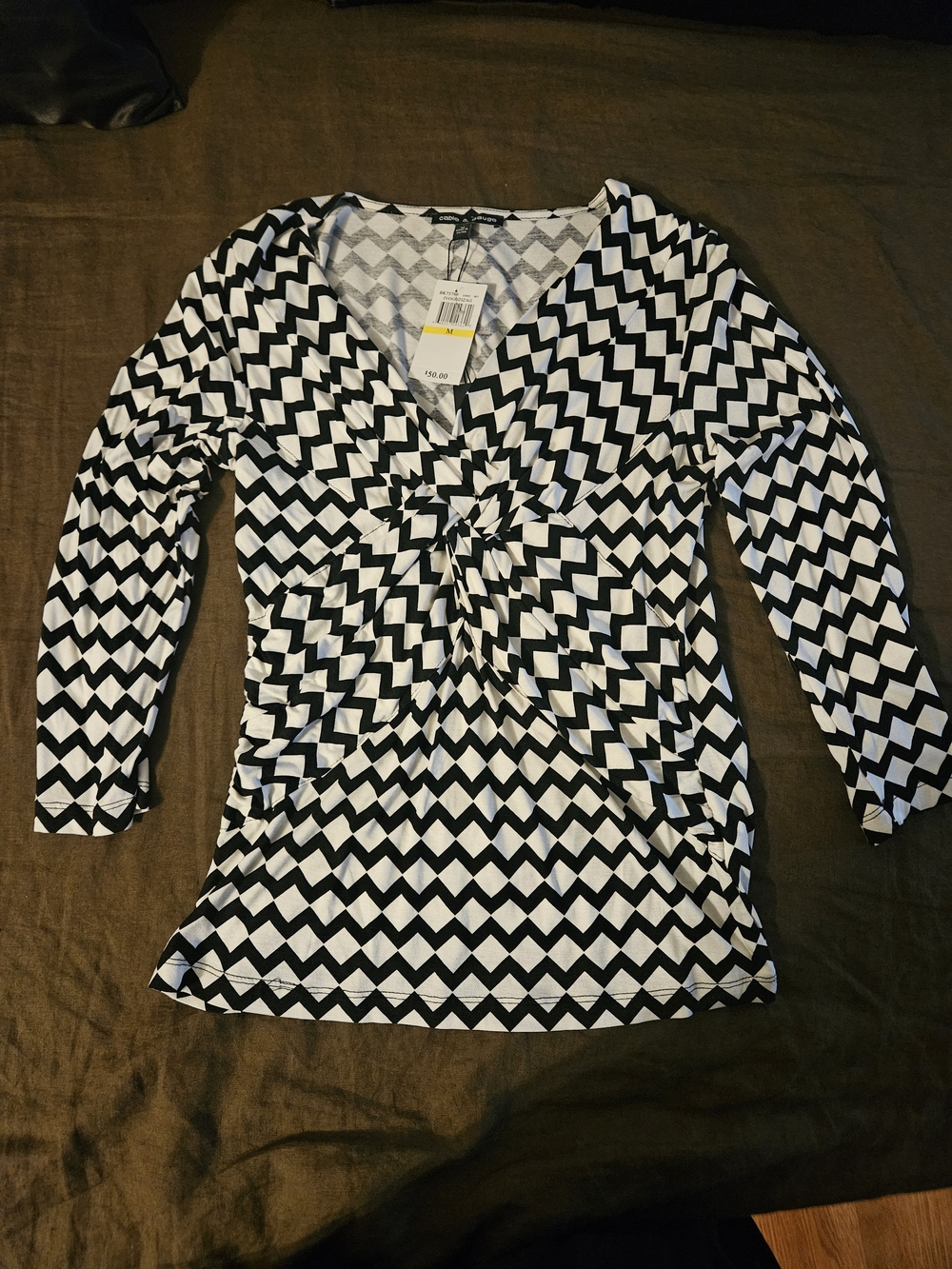 Cable & Gauge Black and White Chevron Twist-Front Long Sleeve Top